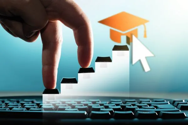 o-que-é-um-curso-de-extensão